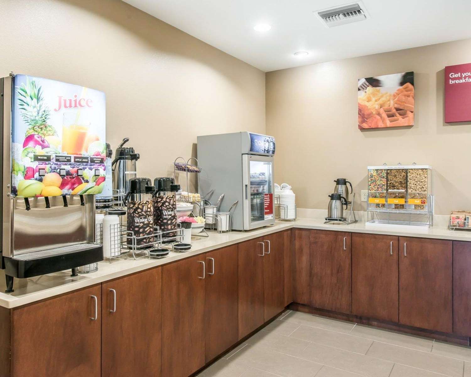 Comfort Suites Dunnellon near Rainbow Springs 7/40