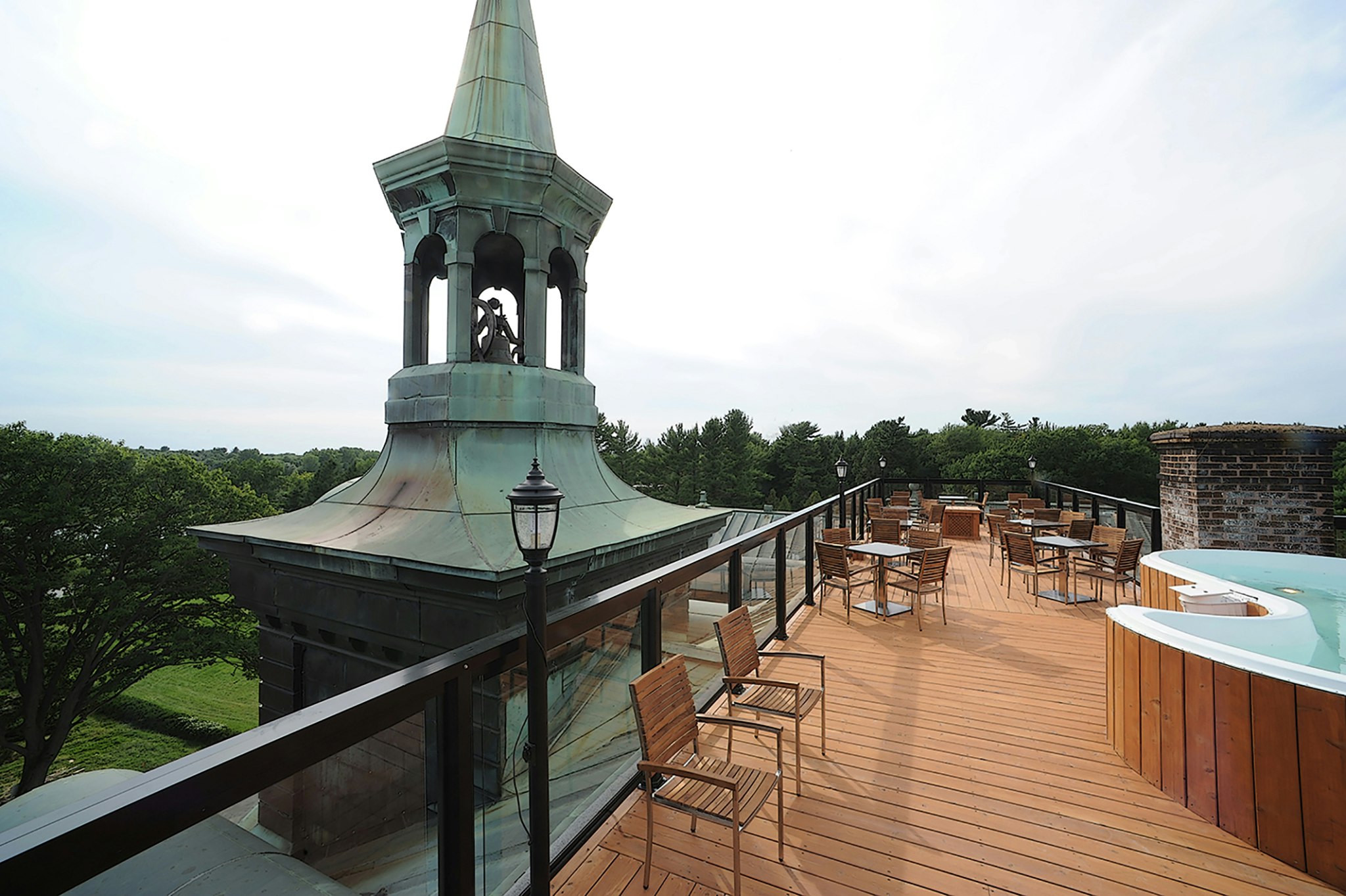 Hotel Montfort Nicolet 36/36