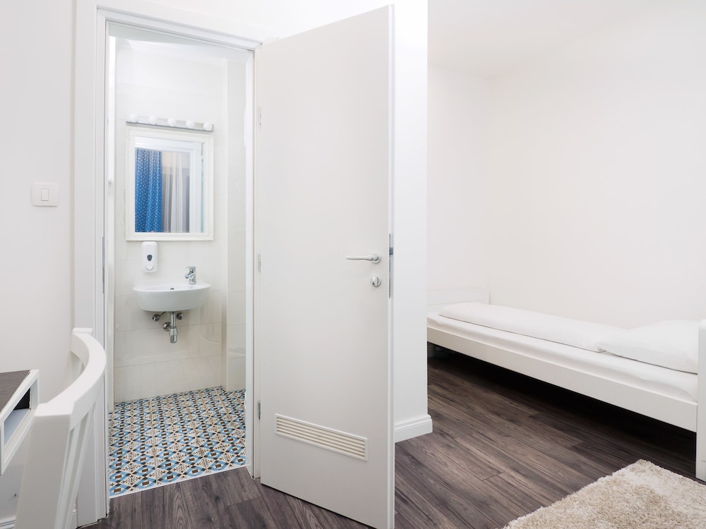Casablanca Boutique Bed & Breakfast 12/61