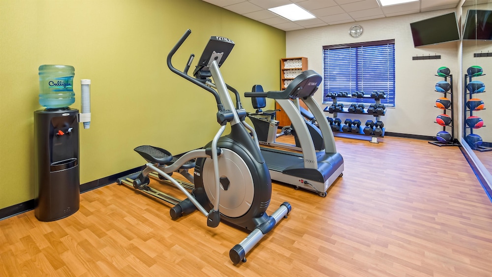 Best Western Dothan Inn & Suites 17/26