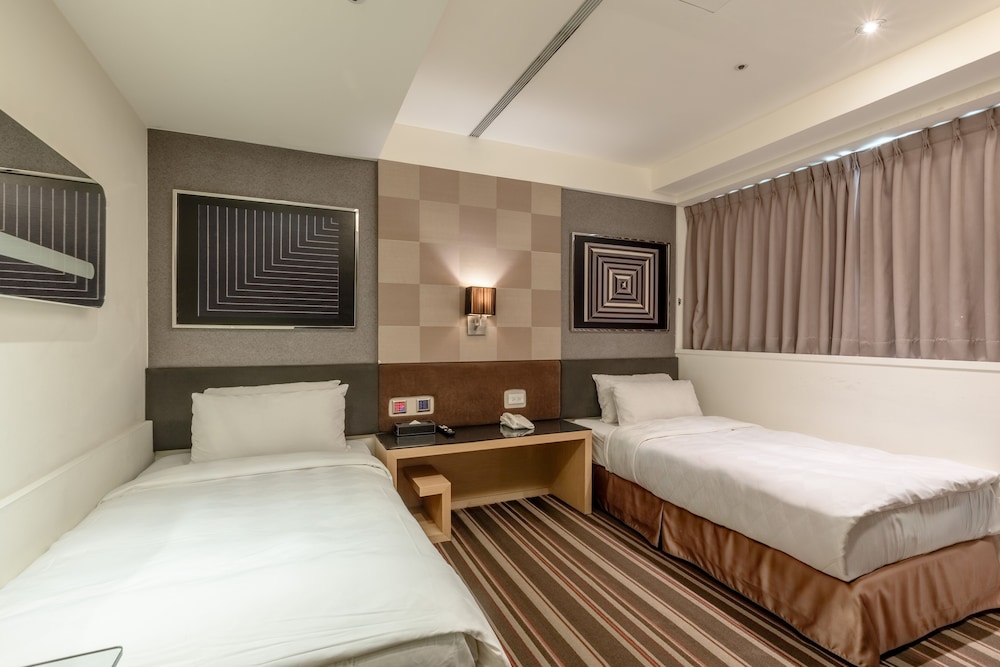 CLASSIC, TWIN BEDS