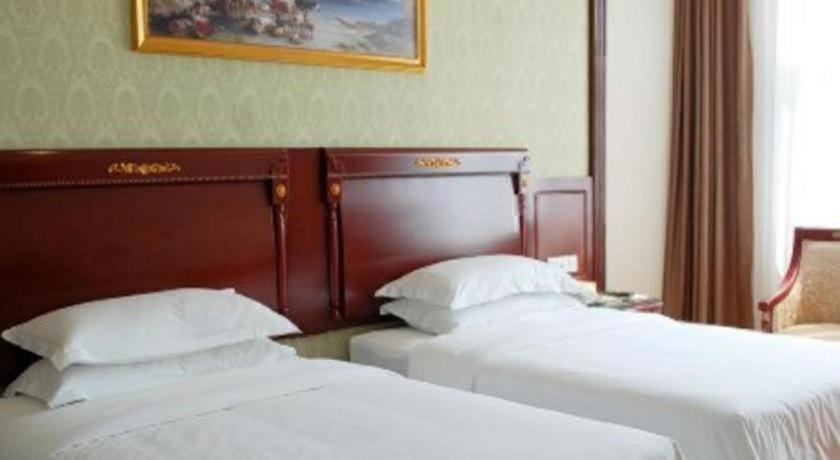 Vienna Hotel Qingdao Jiaozhou Branch 11/19