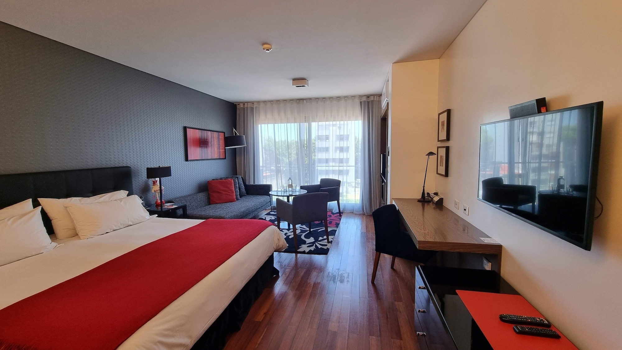 SUPERIOR, DOUBLE BED