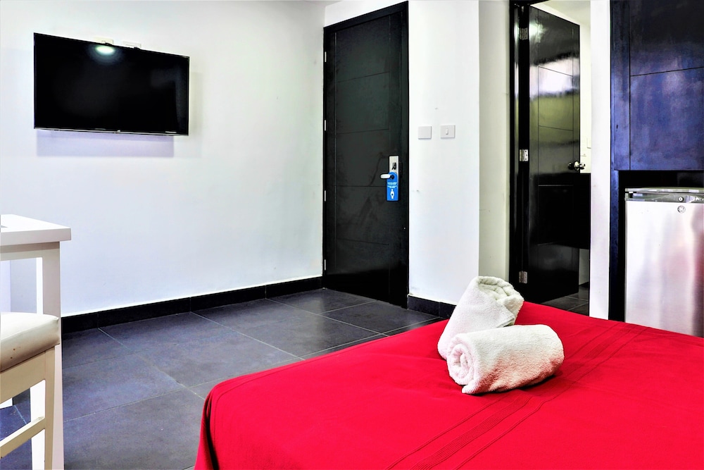 Hotel Colonial Playa del Carmen 10/50