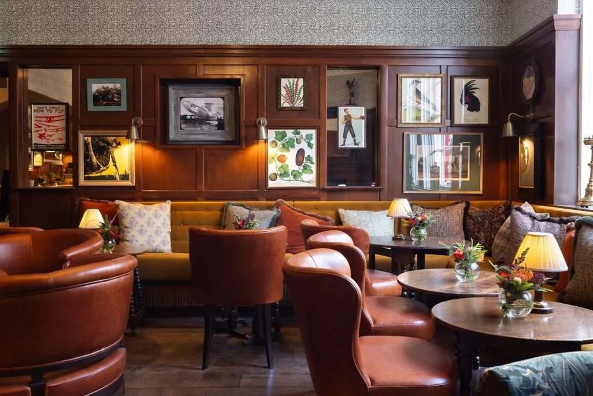 The White Hart Hotel Lincoln 16/19