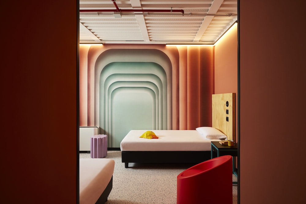 Twin Room with Terrace, Jo&Joe Roma 5/8