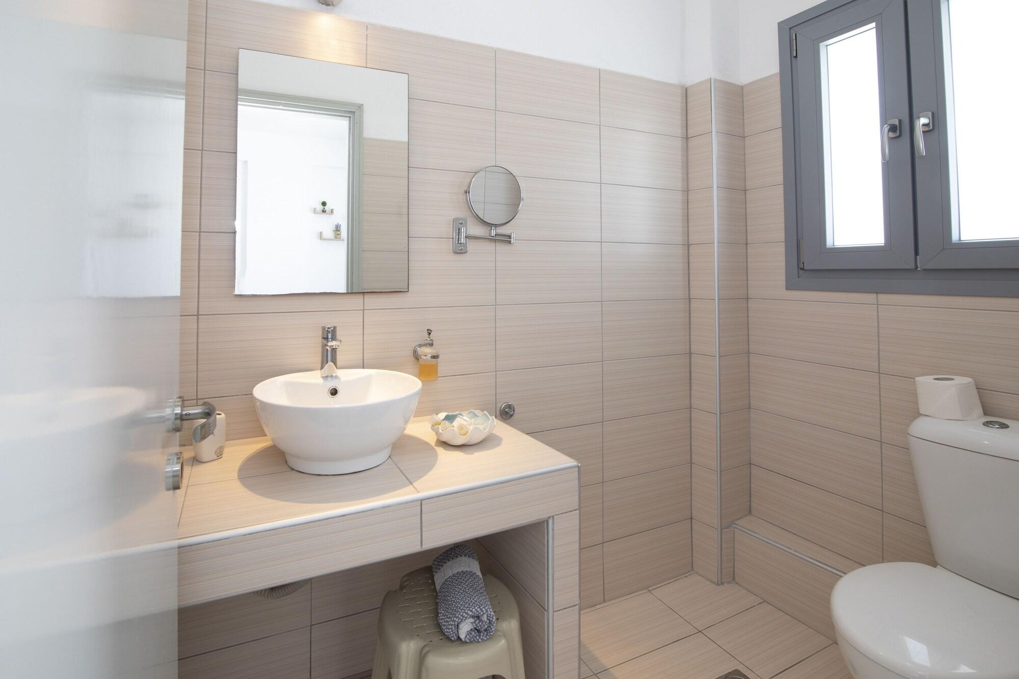 Superior, Quadruple, Thira S Dolphin Hotel 10/10