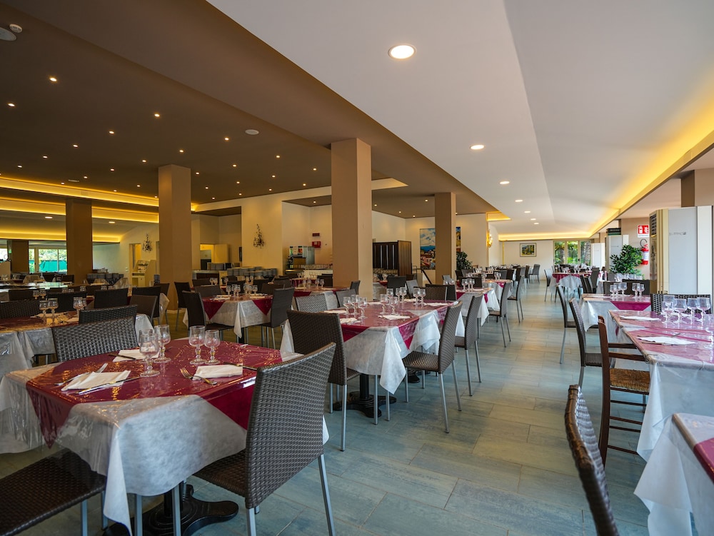 Cefalu Resort Sporting Club 45/69