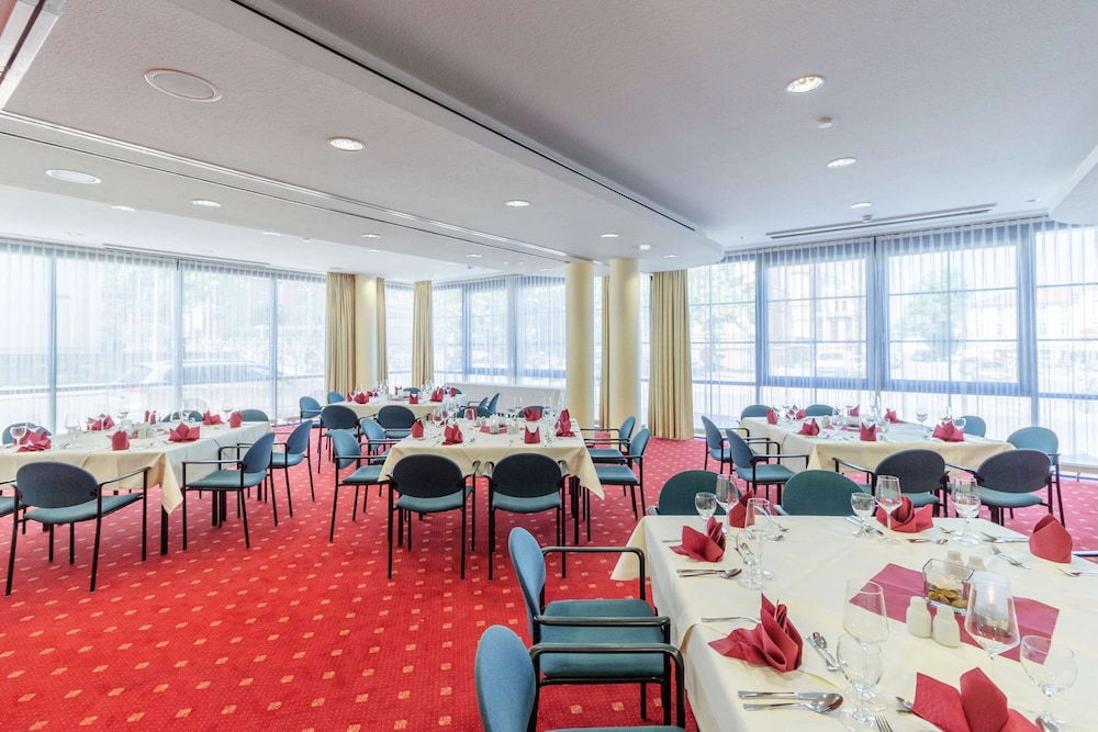 InterCityHotel Schwerin 43/53
