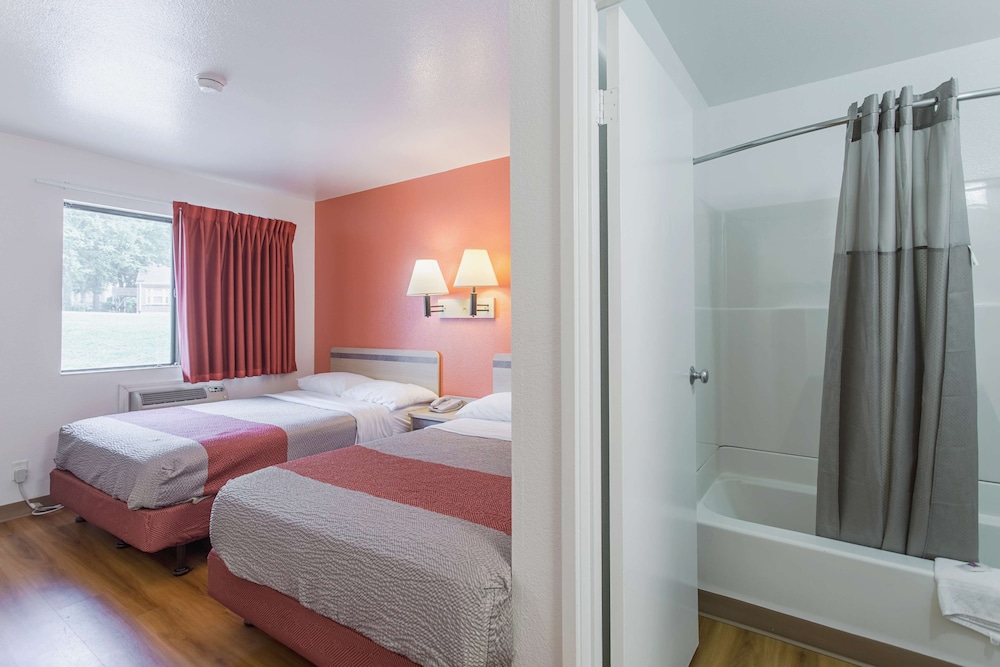 Motel6 Goodlettsville, TN - Nashville 26/39