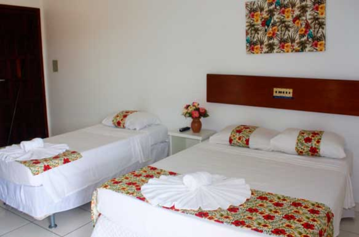 Room, Triple