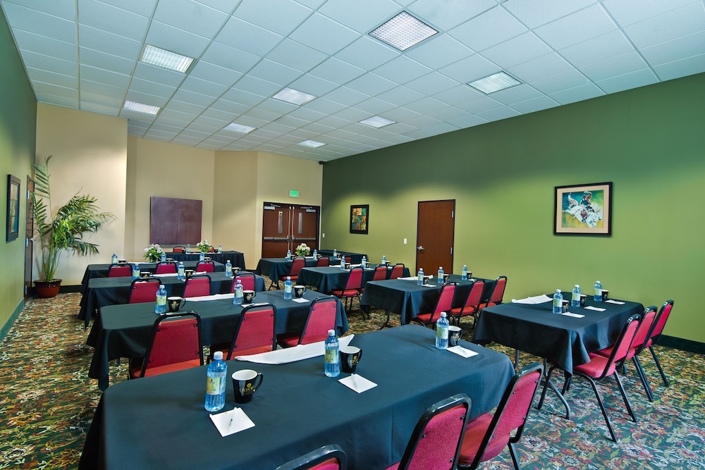 Oxford Suites Pendleton 46/54