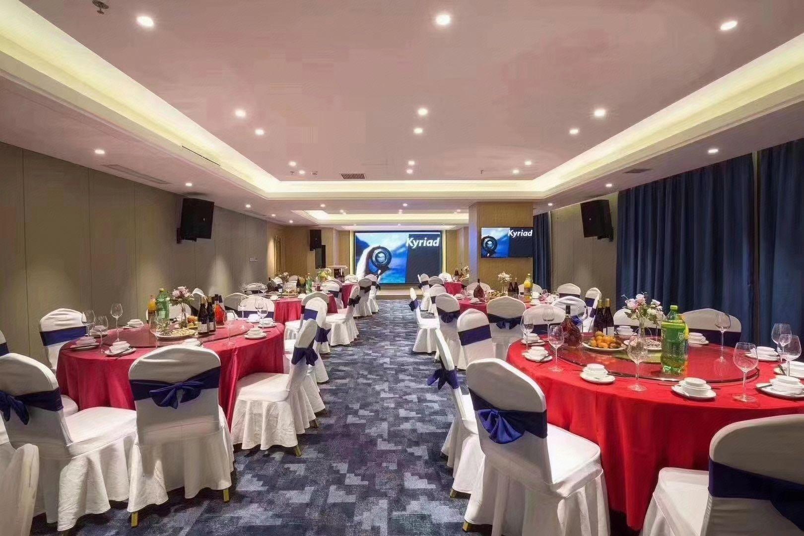 Kyriad Marvelous Hotel Huizhou Huiyang Station YI Center 33/36
