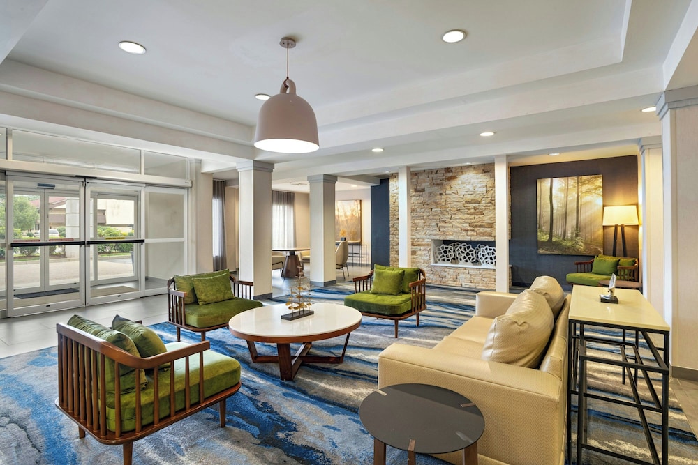 Fairfield Inn Suites By Marriott Edison South Plainfield 32/49