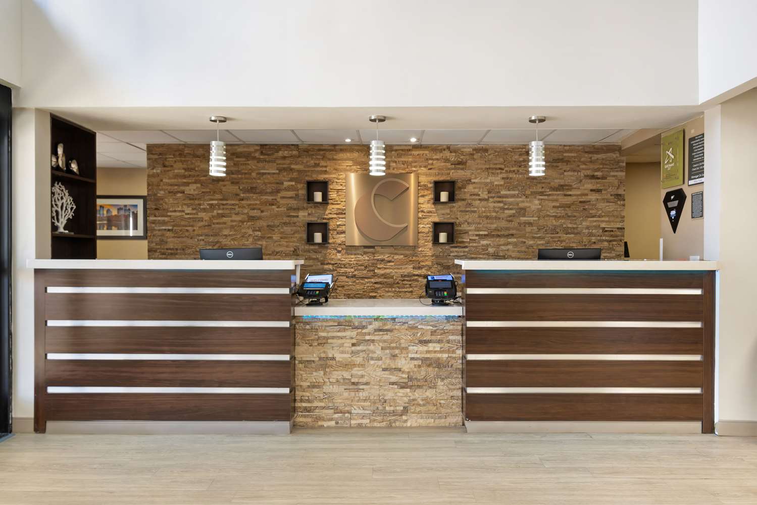 Comfort Suites Northside Hospital Gwinnett 6/47