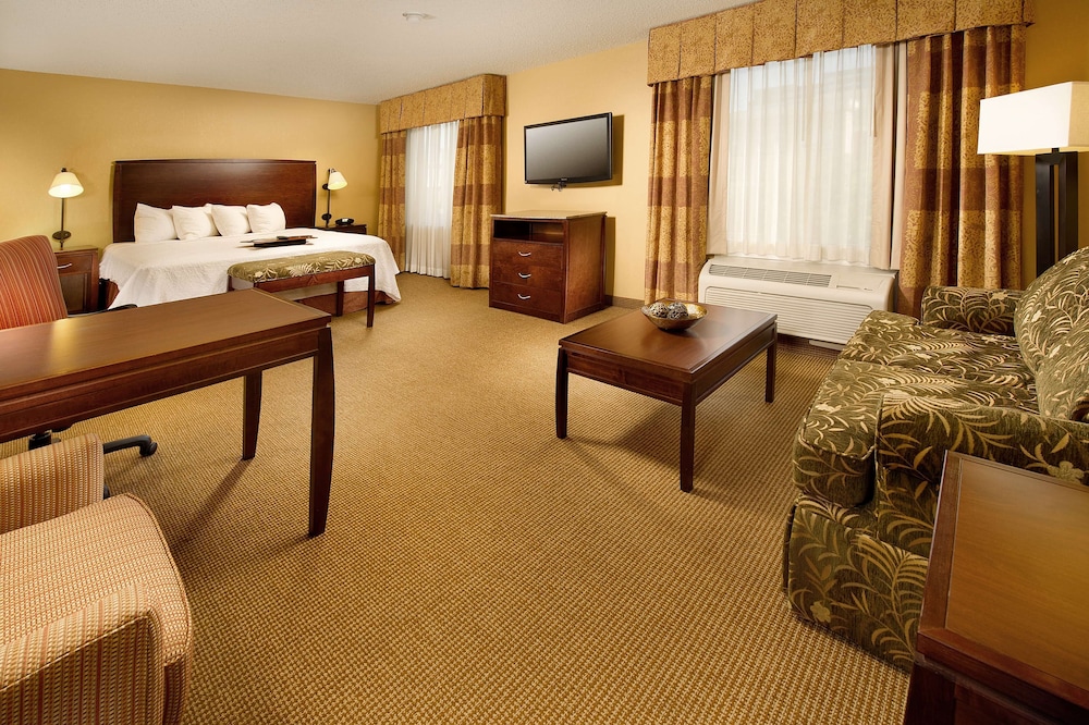 Hampton Inn and Suites San Antonio Airport 31/44