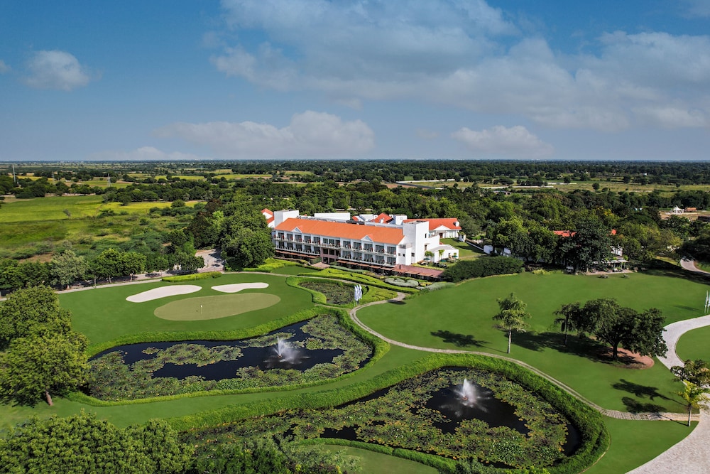Club Mahindra Kensville Golf Resort 51/55