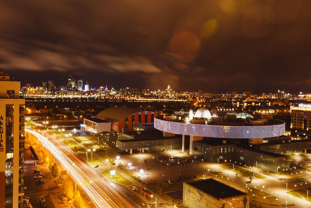 Ibis Astana Hotel 55/57