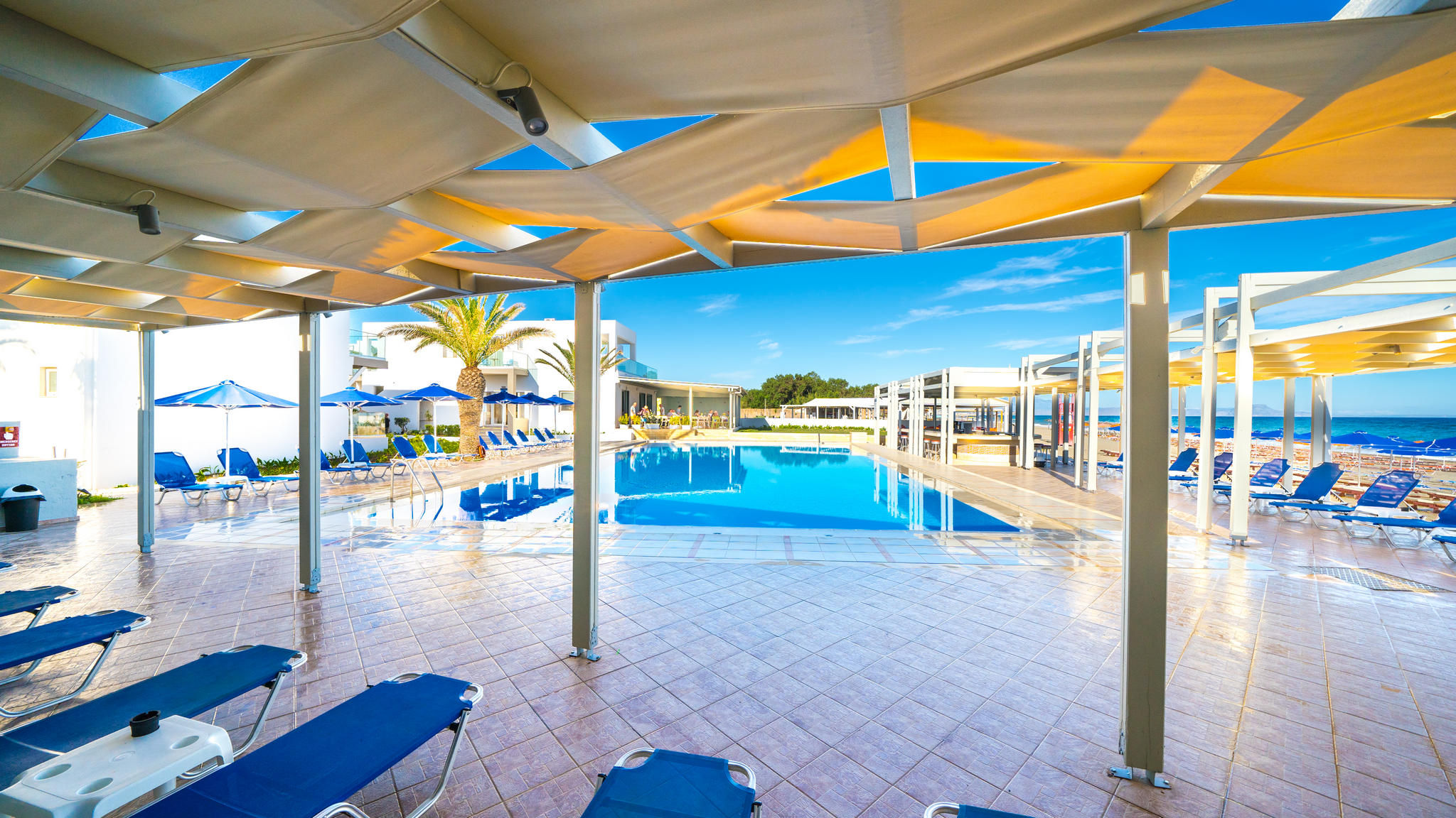Adele Beach Hotel 41/71
