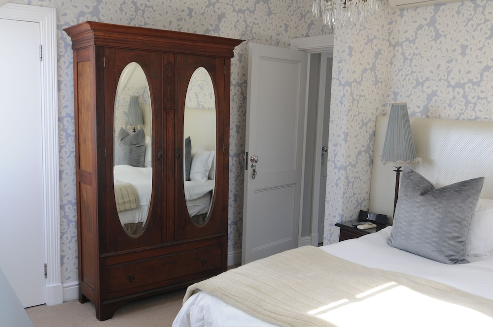 Abbey Manor Luxury Guesthouse 33/70