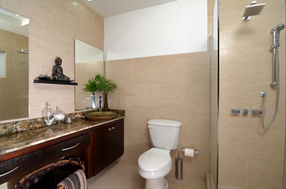 New Kingston Apartment At The Palms 26/29