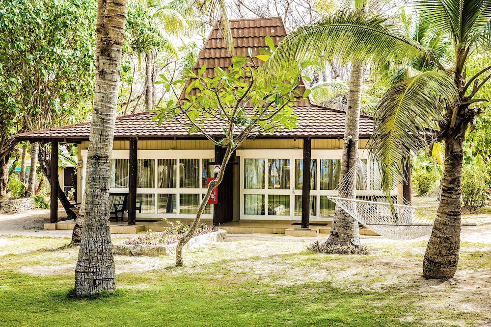 Nakelo Treasure Island Resort and Spa 29/46