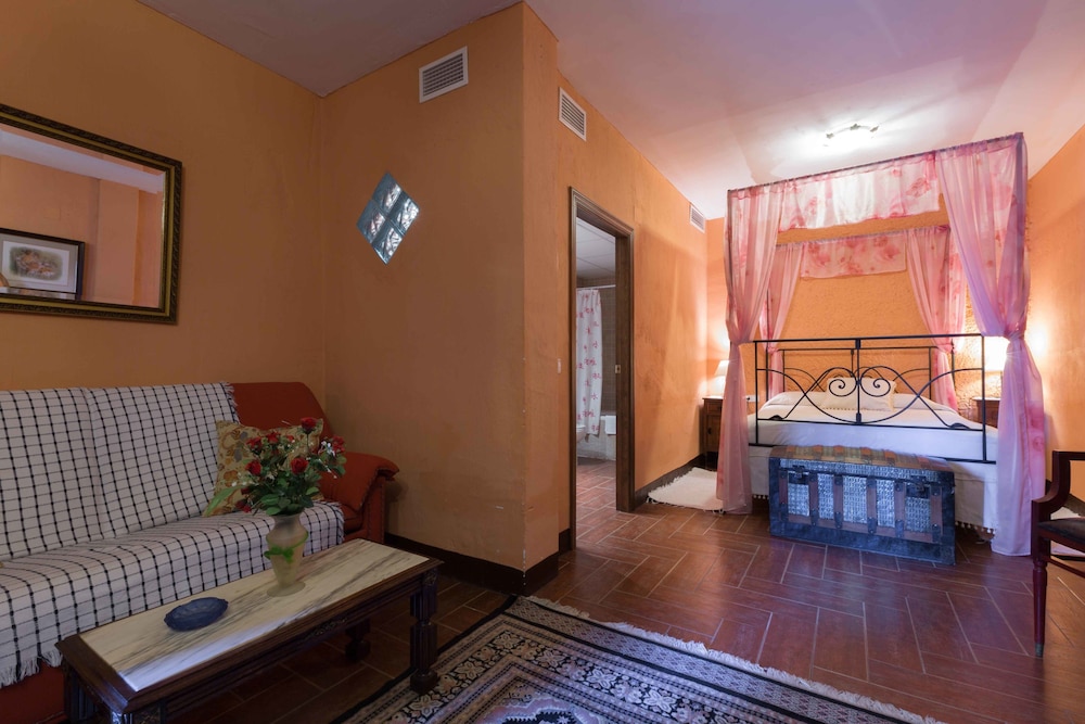 Palacio Guzmanes Hospederia Rural 23/64
