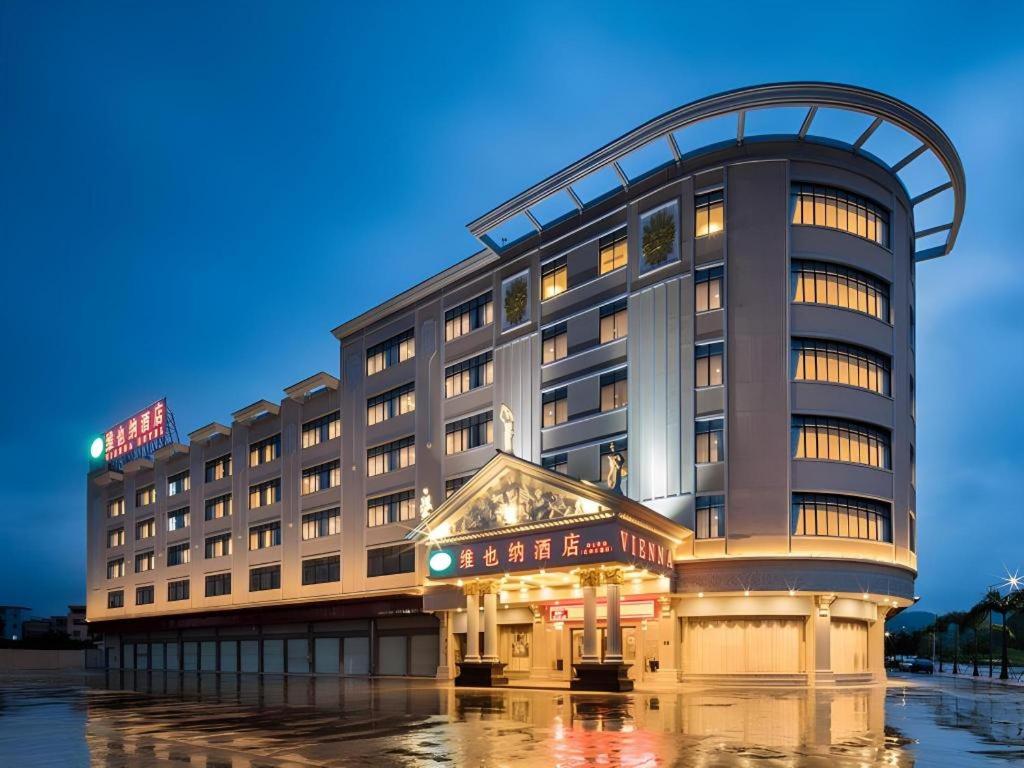 Vienna Hotel (Guangzhou Baiyun Airport Huadu Avenue) 8/58