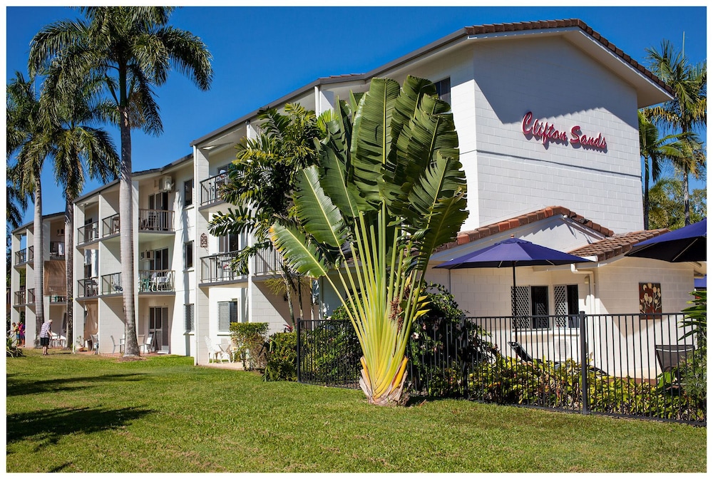 CLIFTON SANDS HOLIDAY APARTMENTS 1/49