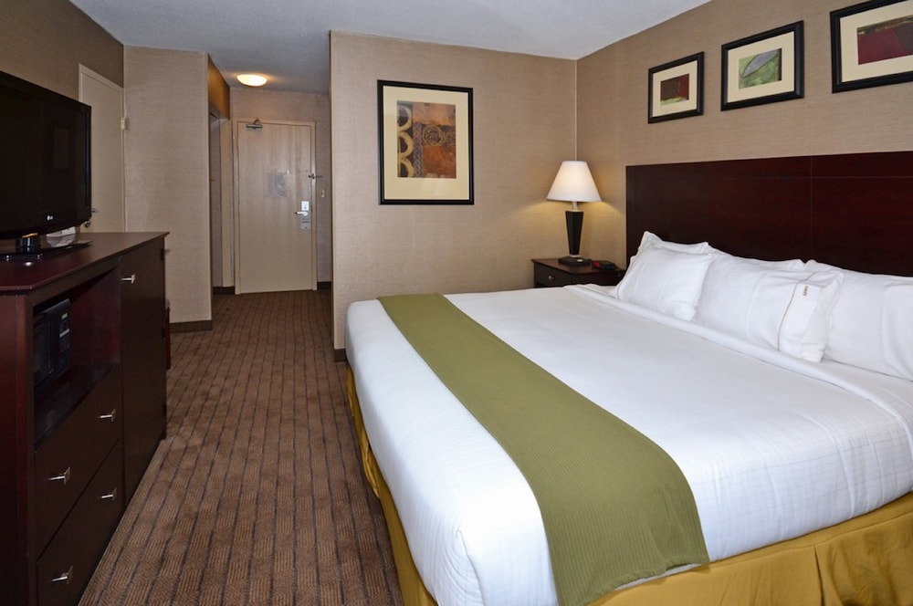 Holiday Inn Express Boston South Brockton 17/78