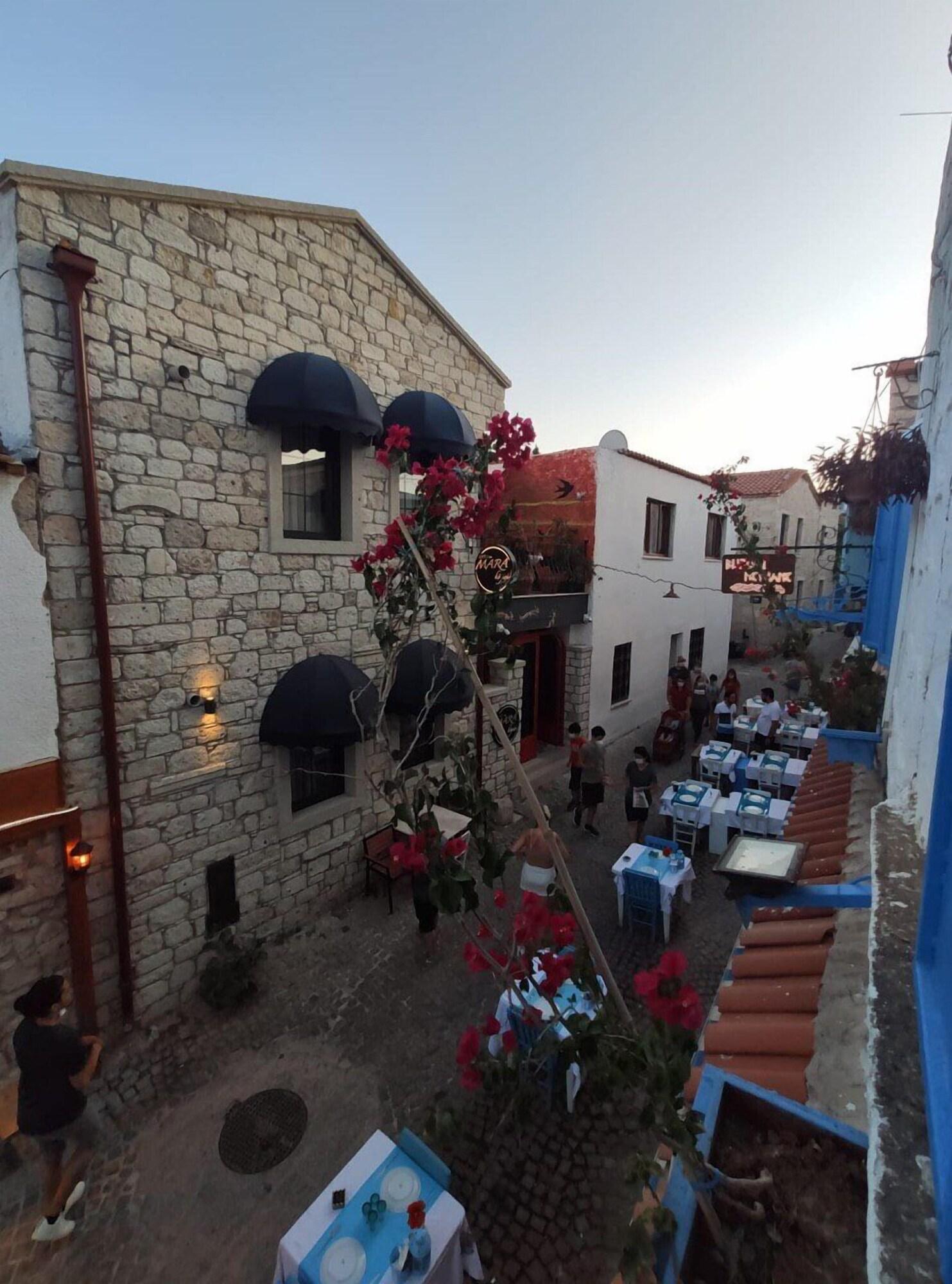 Woodstock Alacati 28/50