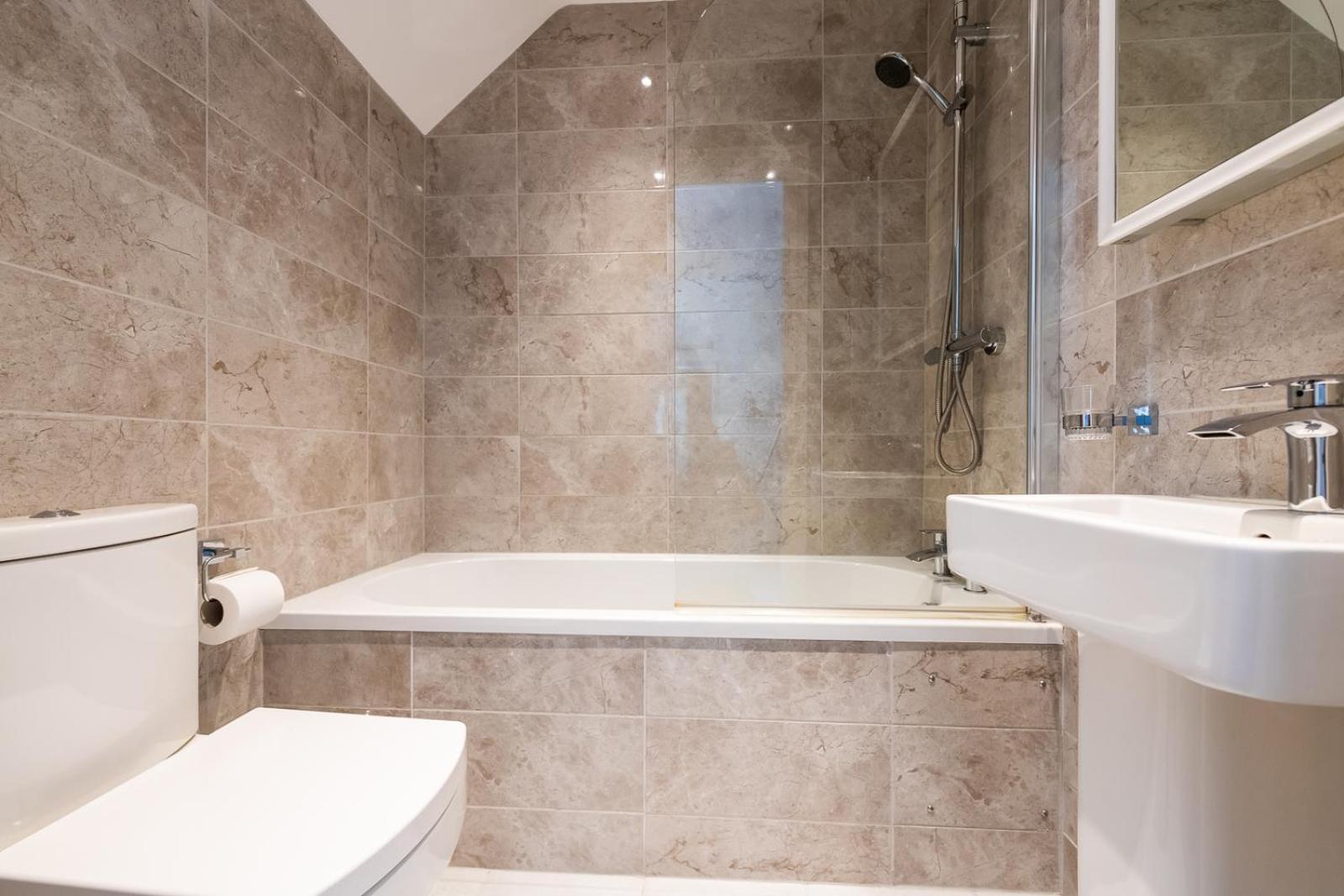 Inland, Single, The Royal Duchy Hotel 3/3