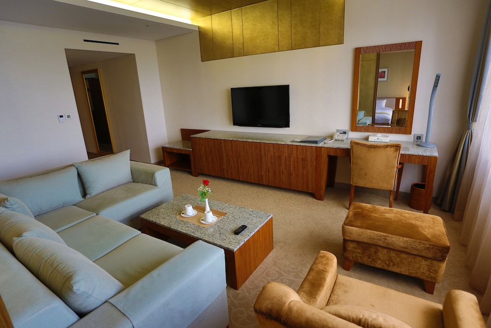 Shangria Beach Tourist Hotel 31/50
