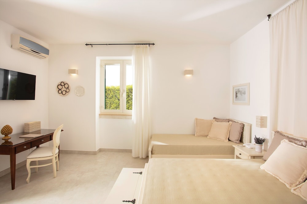 Hotel Resort Mulino A Vento 34/50