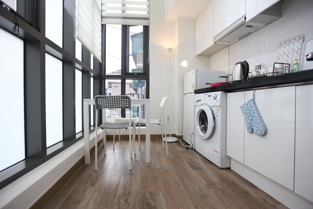Myeongdong Artmonstay Guesthouse 63/74
