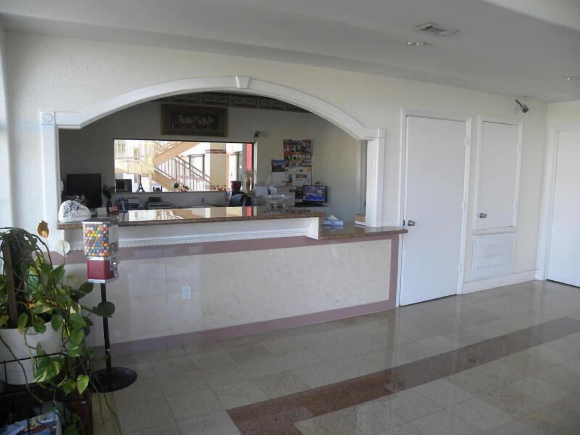 Porter Executive Inn & Suites 1/12