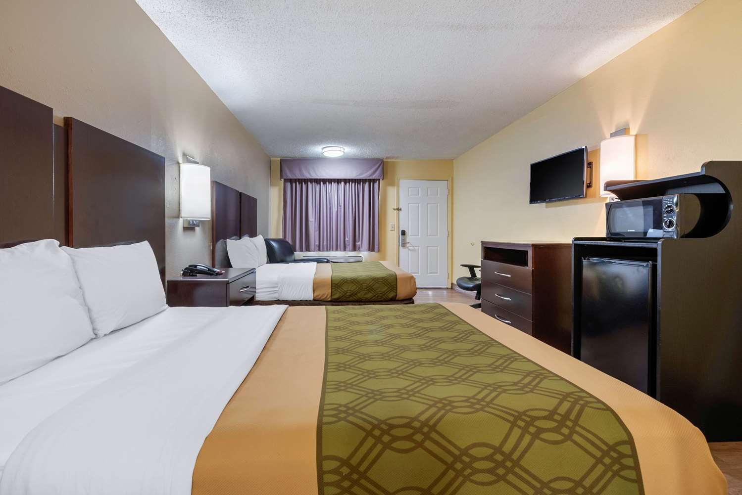 ROOM, 2 DOUBLE BEDS, SMOKING