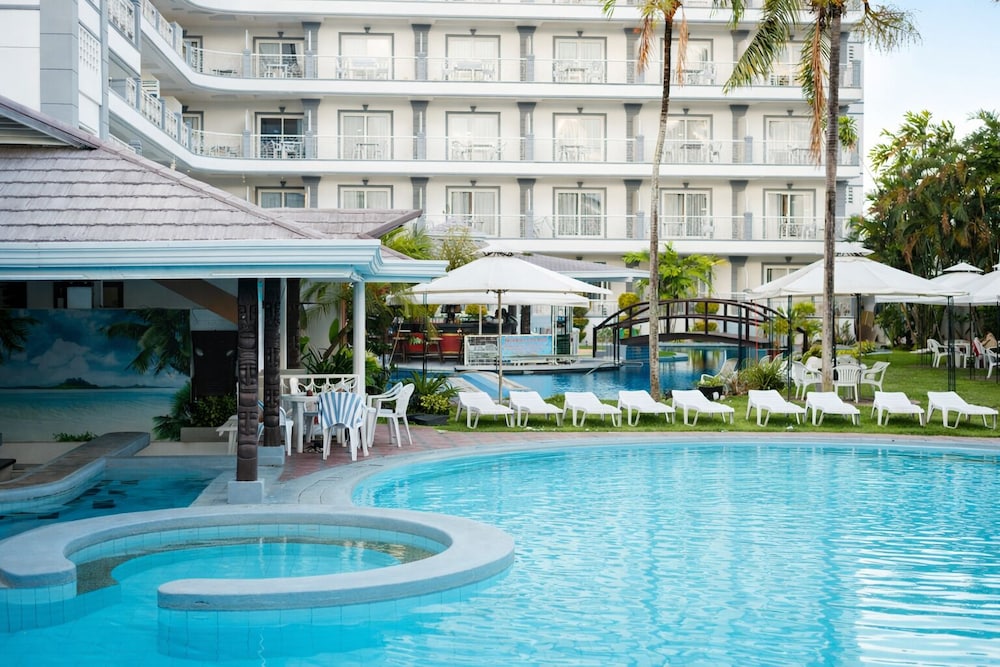 Wild Orchid Resort 5/83