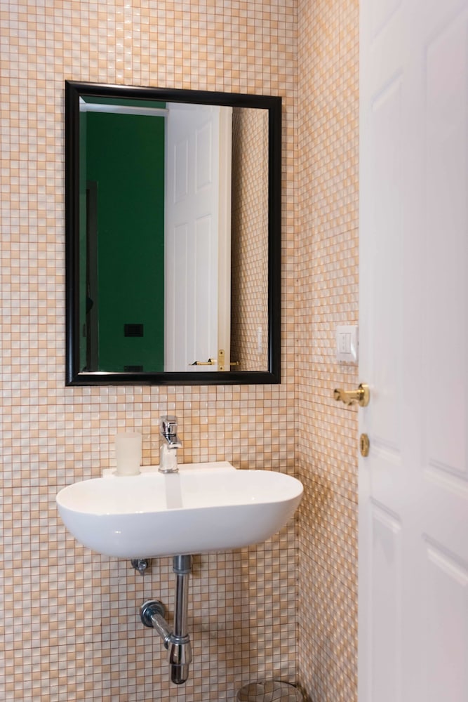 Areela Boutique Hotel 67/67