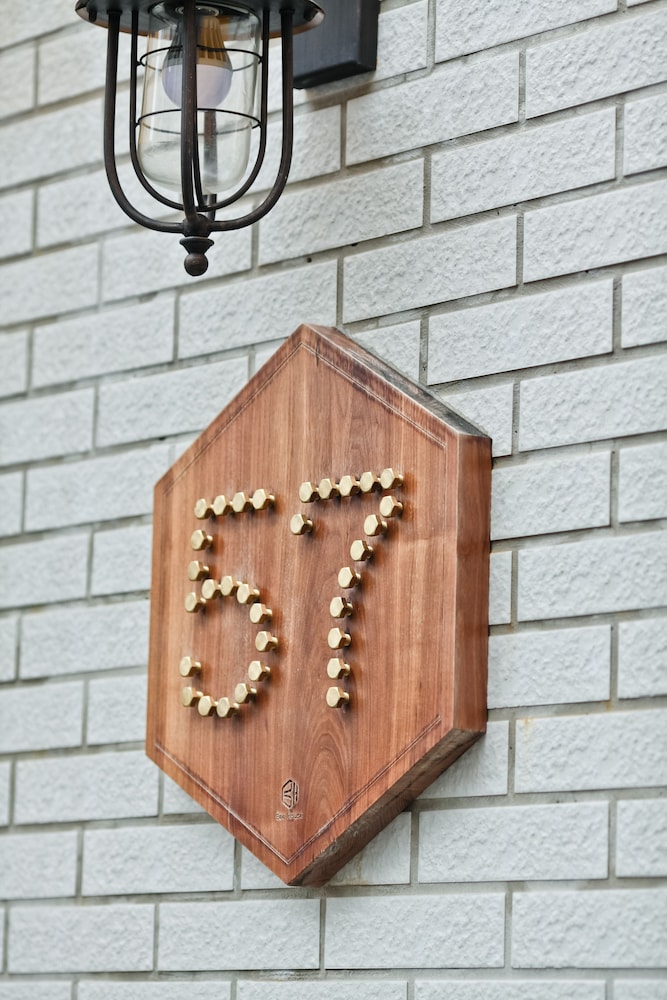 Bee House Taipei 29/59