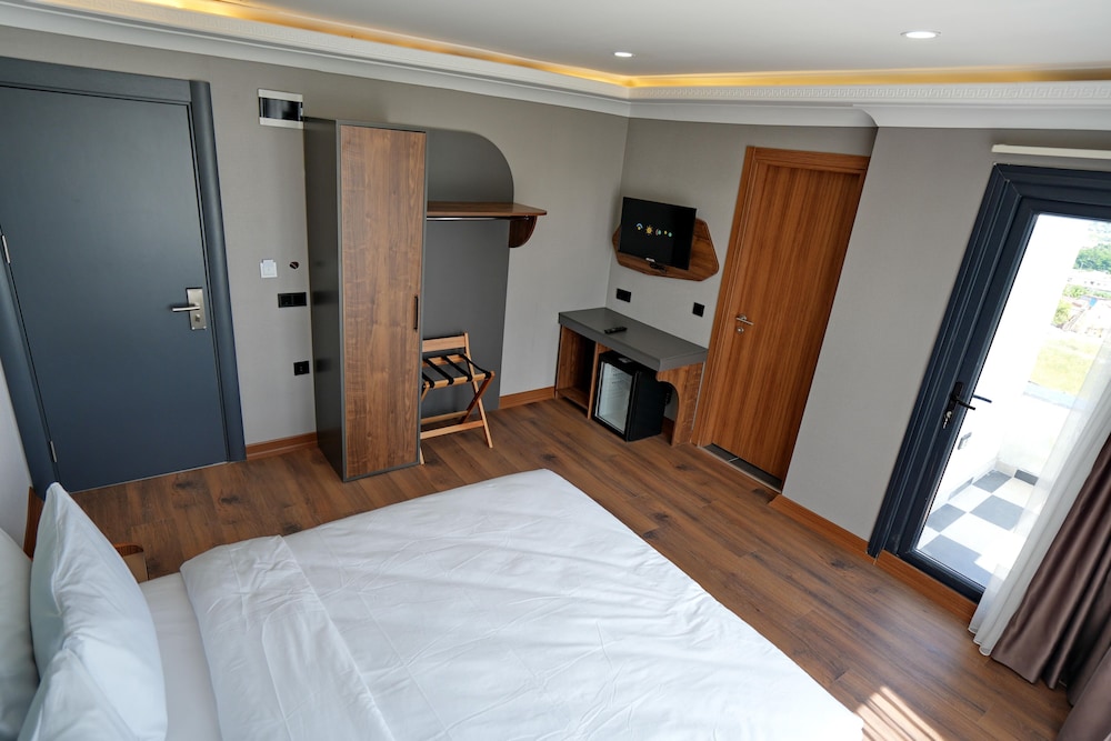 Shelton Airport Otel 23/57