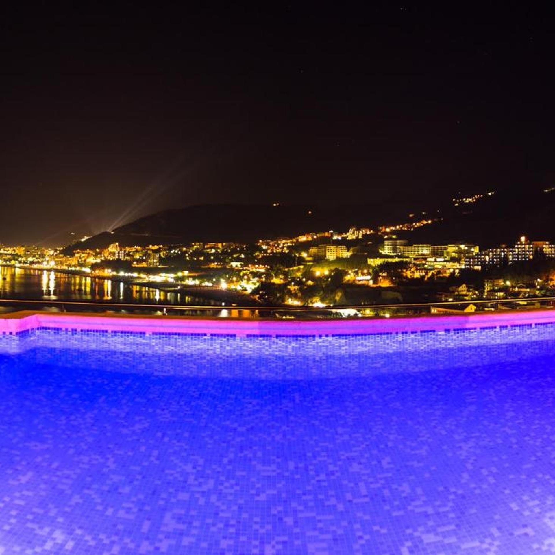 Hotel Ponta Nova 2/50
