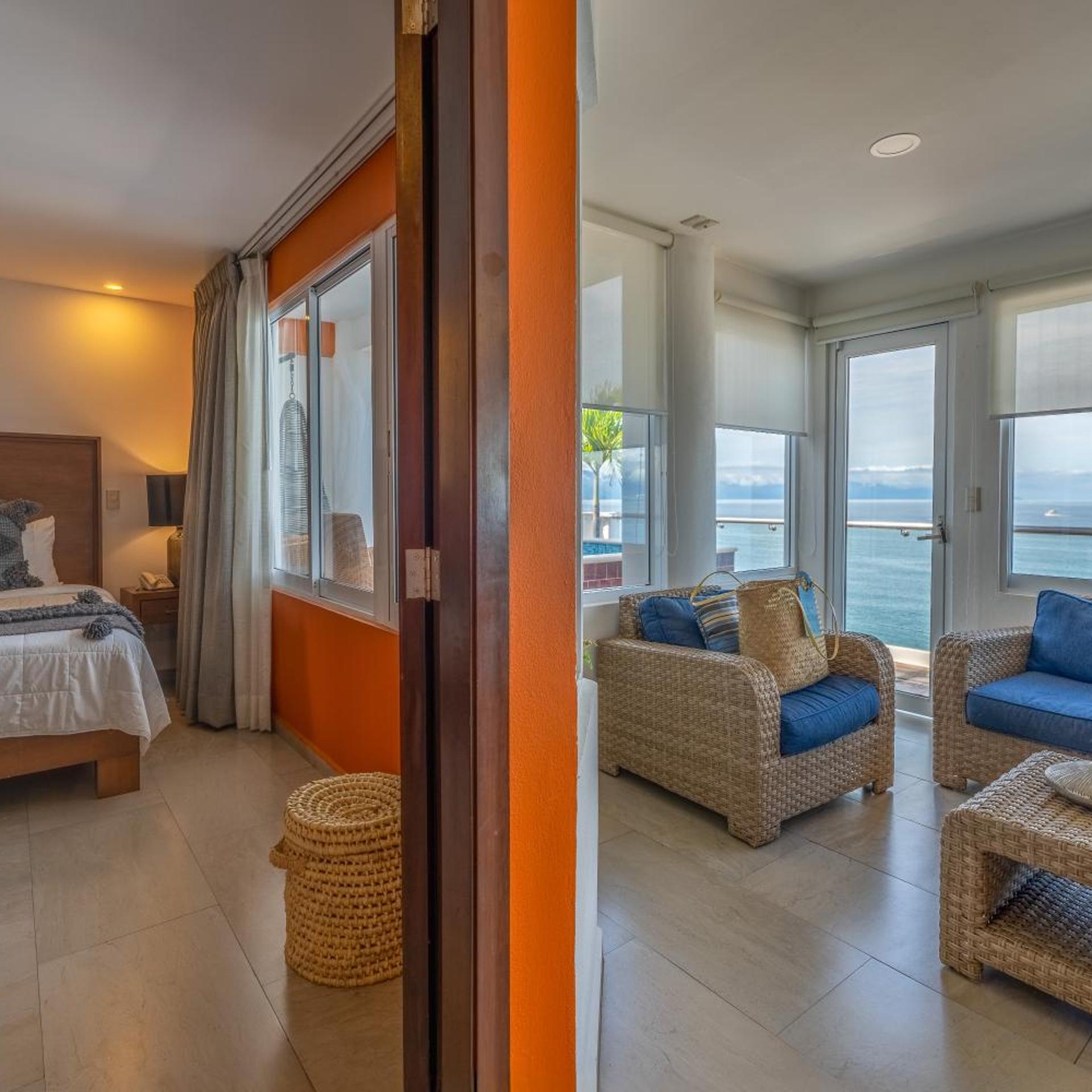 2 Bedrooms, Exclusive, Penthouse, House, 2 King Beds, Beach Front, Plunge Pool