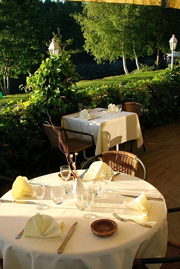 LOGIS HOTEL DU LAC 17/37