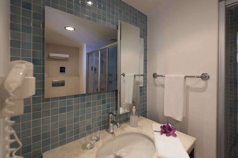 Barut B Suites 49/50