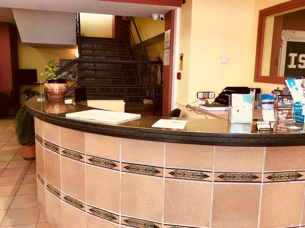 Refugi Dels Isards Hotel 9/39
