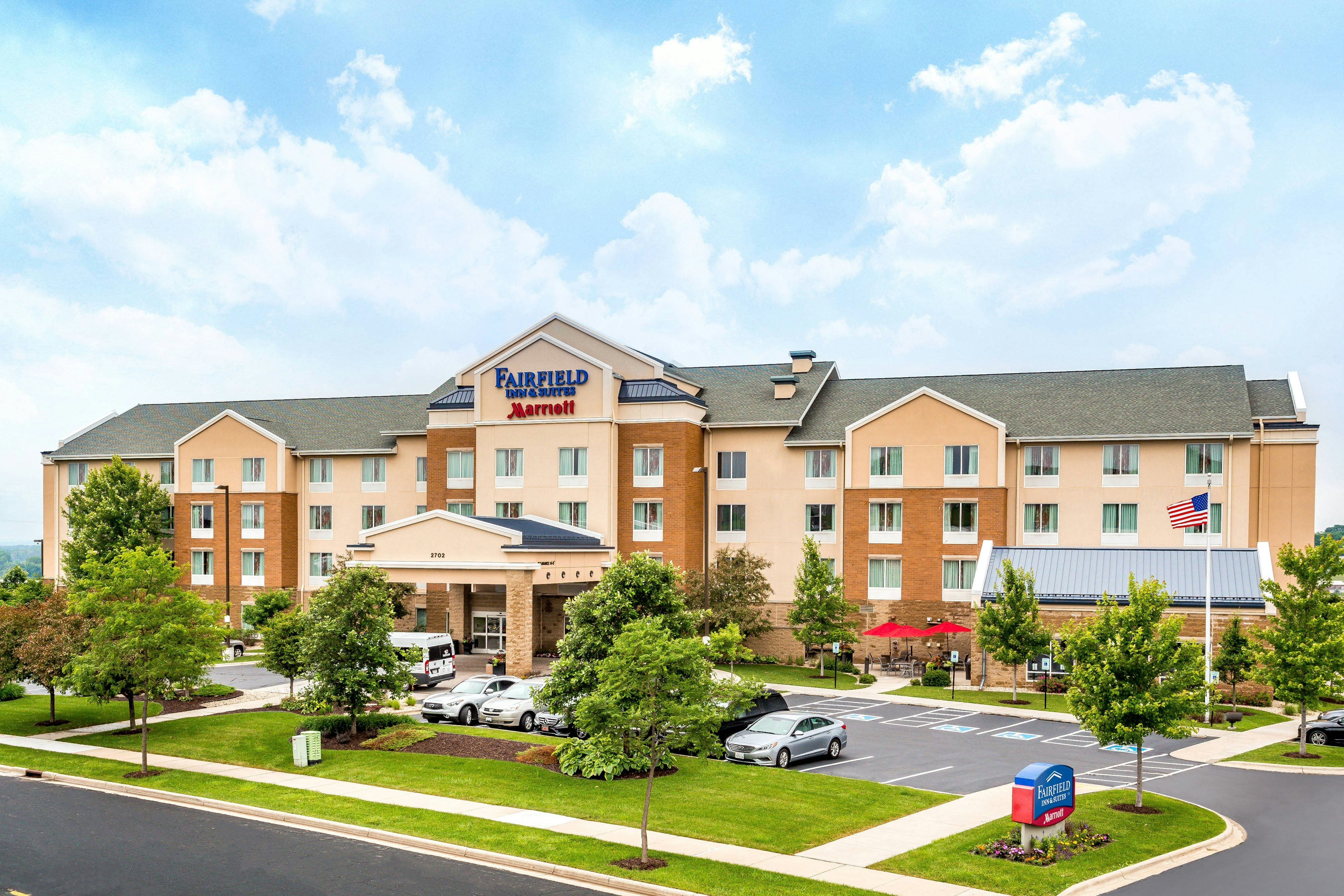 Fairfield Inn Suites by Marriott Madison East 3/35