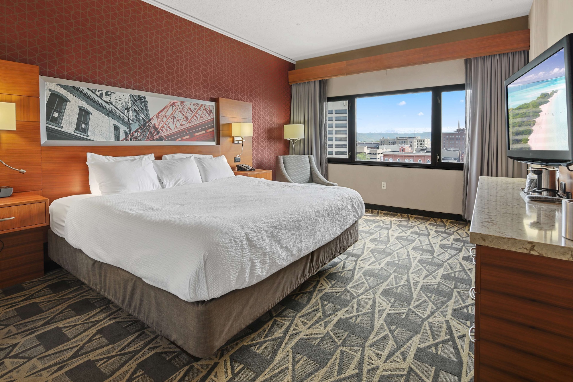 غرفة بسرير كينج، Radisson Hotel La Crosse 4/10