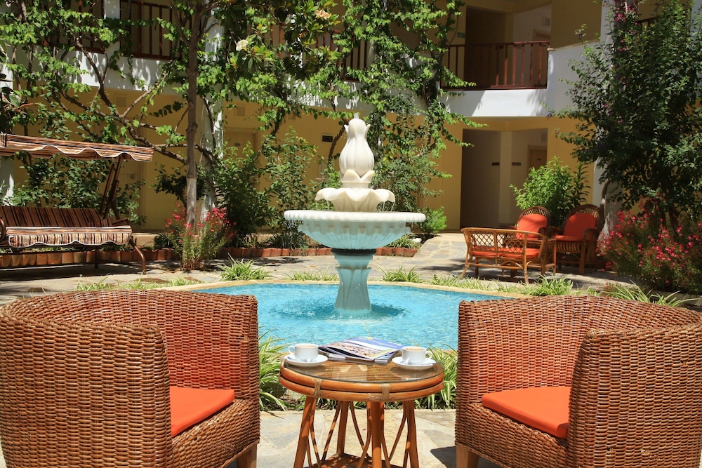 Natur Garden Hotel 43/49