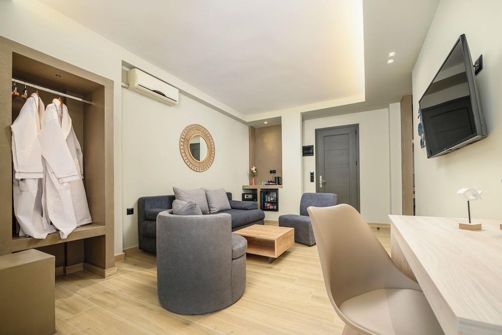 Nicolas Grand Suites 53/63